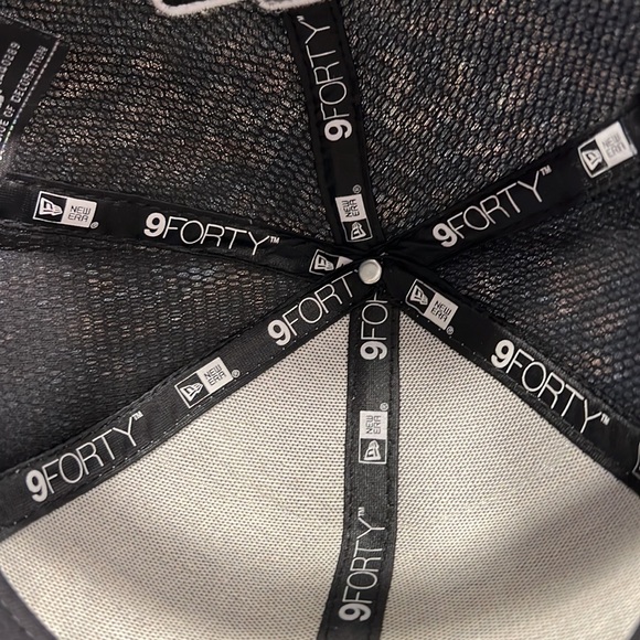 New Era CUBS TAKE 17 postseason hat NEW - Picture 5 of 8